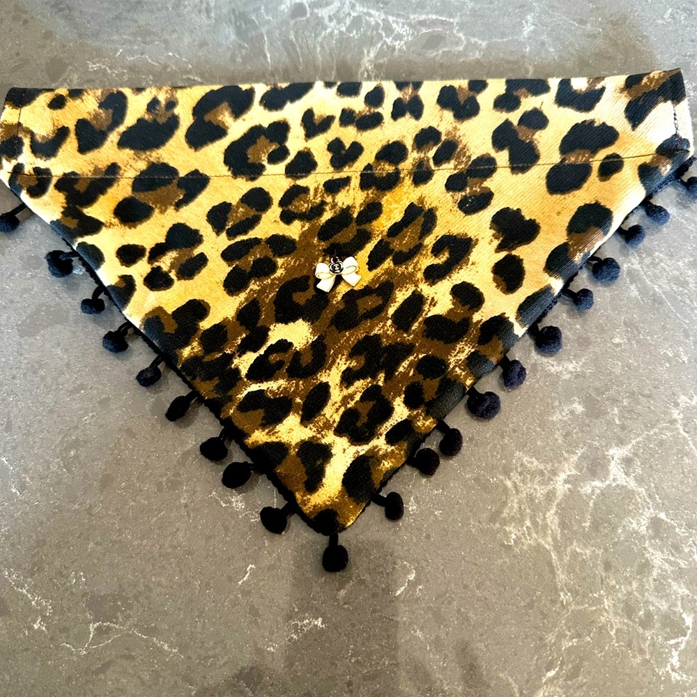 Handcrafted dog bandanna in large. Measures 12 inches